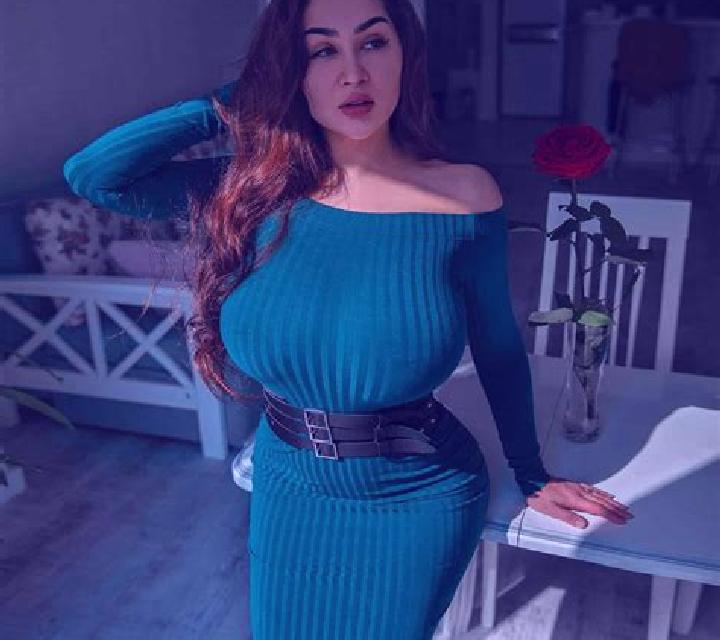Aitana, 23, acompañante negra de ojos oscuros y etnia caribeña basada en Gudja. Ofrece Griego (anal), Tríos / dúos, Experiencia de novia, Acompañante de viaj...