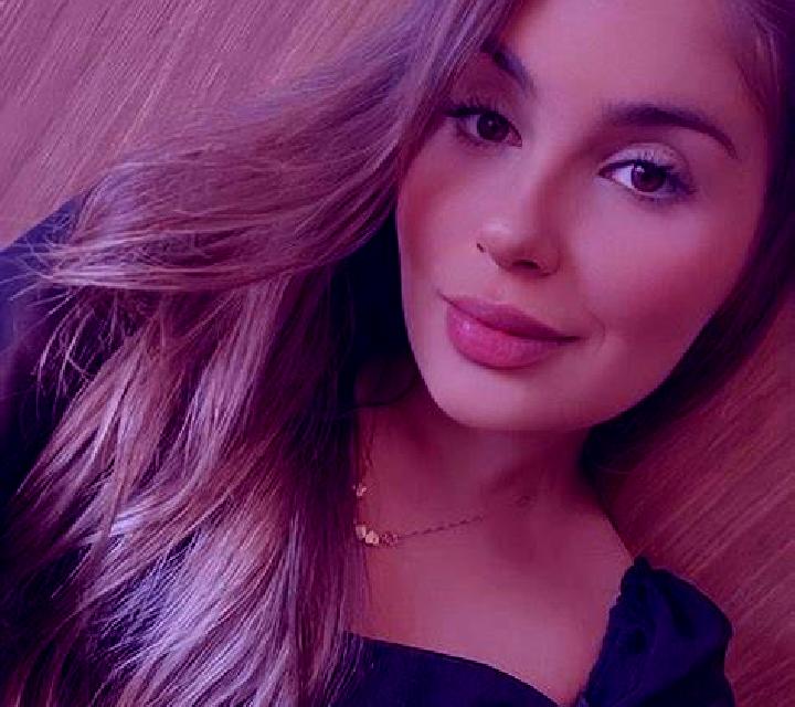 Alejandra, 28 — Escort en Asprokklisia, Grecia