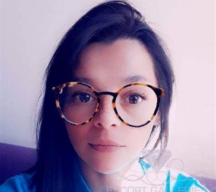 Alejandra, 31 — Escort en Sibigo, Indonesia