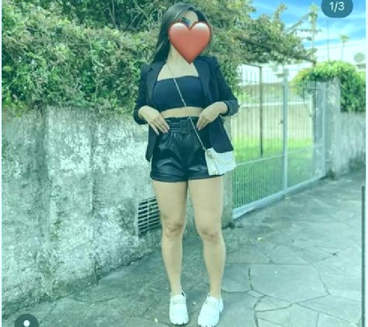 Andrea, 26, acompañante rubia platino de ojos verdes y etnia eslava basada en Hede. Ofrece Tríos / dúos, 69, BDSM. Disponible en domicilio y visita, citas de...