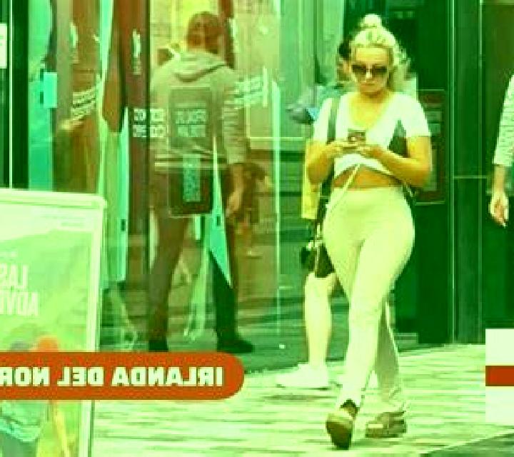 Andrea, 28, acompañante castaño claro de ojos avellana y etnia mezcla basada en Nuenschweiler. Ofrece Tríos / dúos, Francés natural, Acompañante de viaje, Be...