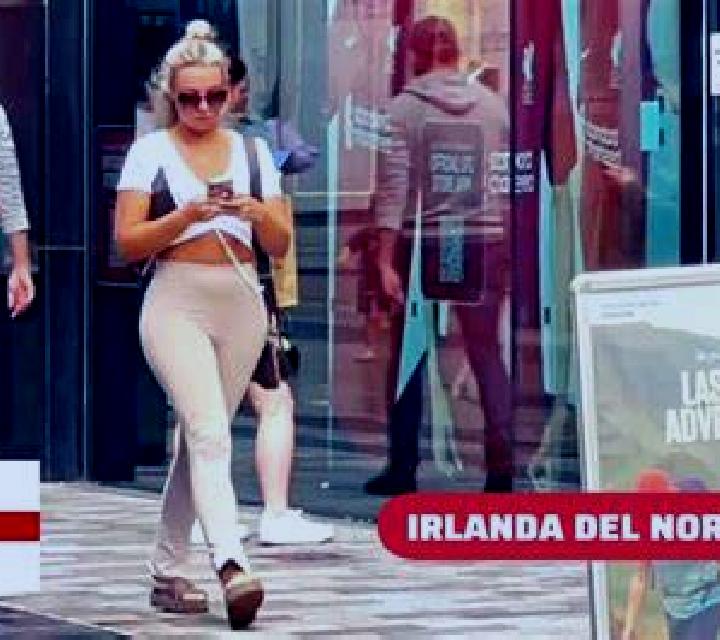 Andrea, 36 — Escort en Brak, Indonesia