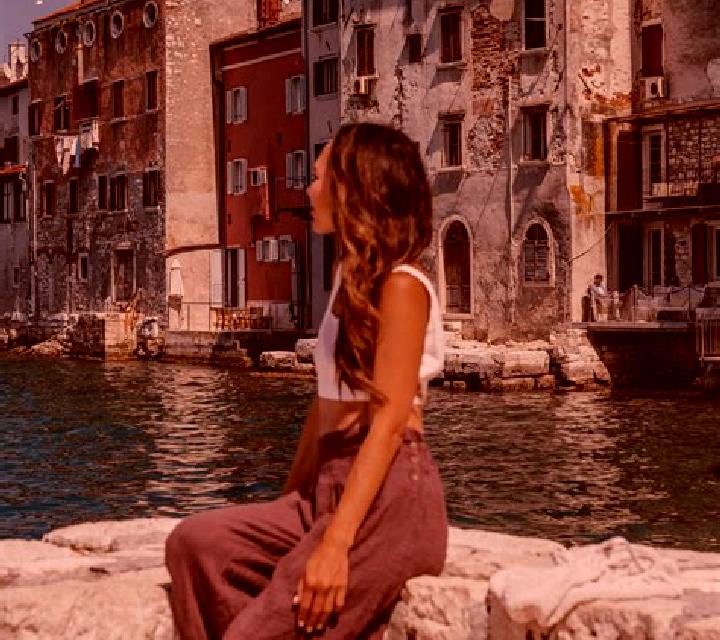 Andrea, 36 — Escort en Loevstaloet, Suecia