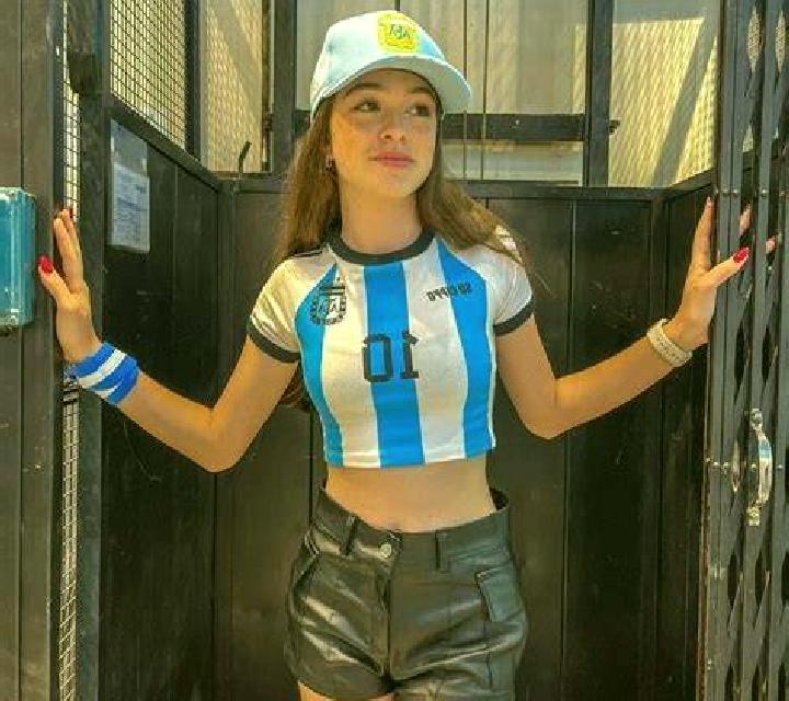 Beatriz, 23, acompañante rubia de ojos oscuros y etnia negra basada en Tsagaan-Owoo. Ofrece Juego de roles, Dominación. Disponible en domicilio y visita, res...