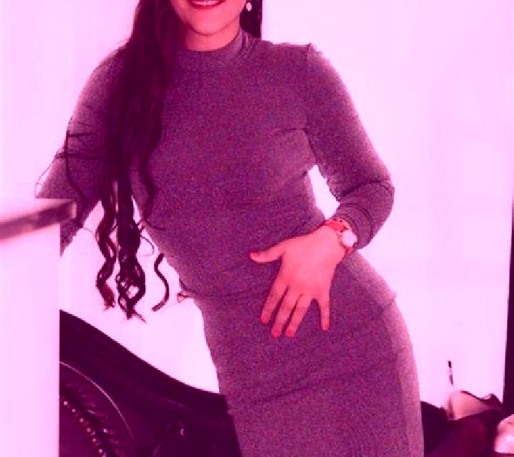 Bianca, 35, acompañante rubia platino de ojos marrones y etnia asiática basada en Pedace-Perito. Ofrece GFE (Experiencia de novia), Striptease, Hasta el fina...