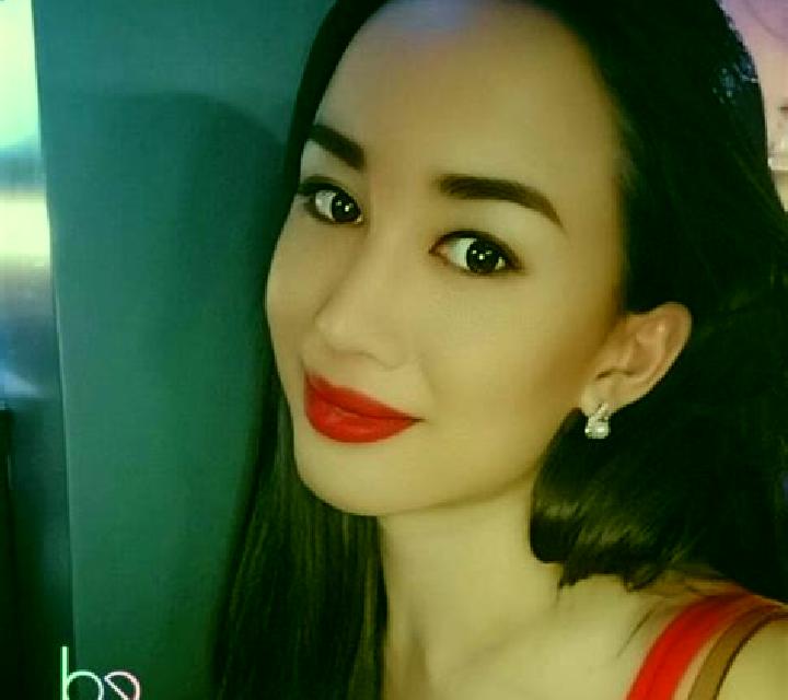 Camila, 28, acompañante castaño claro de ojos oscuros y etnia latina basada en Gropparello. Ofrece Cita de cena, Acompañante de viaje, Dominación, Parejas. D...