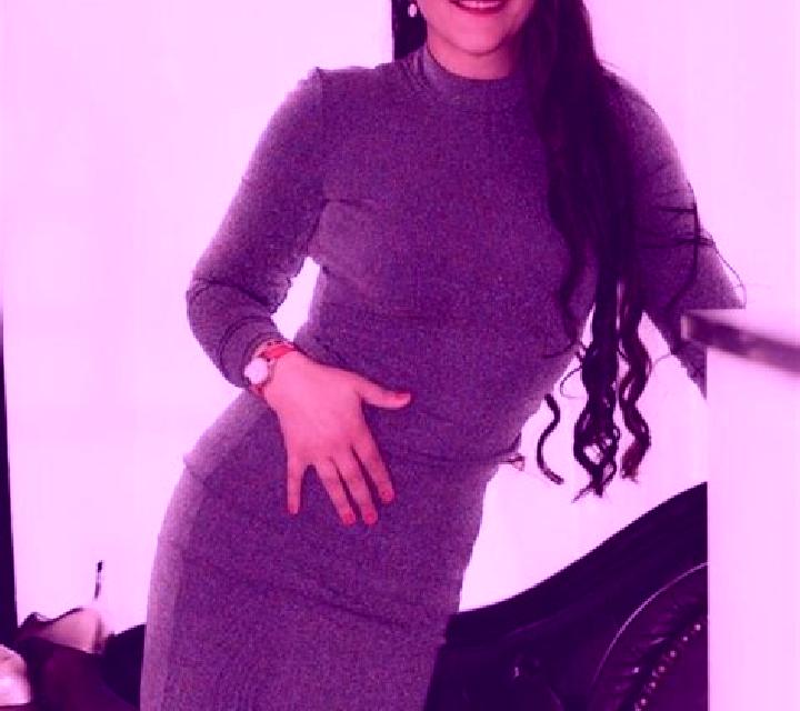 Carla, 21 — Escort en Al Qurayn, Egipto