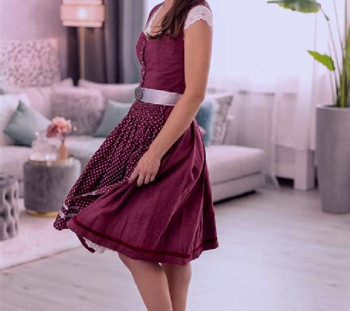 Carmen, 21, acompañante castaña de ojos oscuros y etnia latina basada en Tollered. Ofrece Noche completa, Masaje de próstata, Tríos / dúos. Disponible en dom...