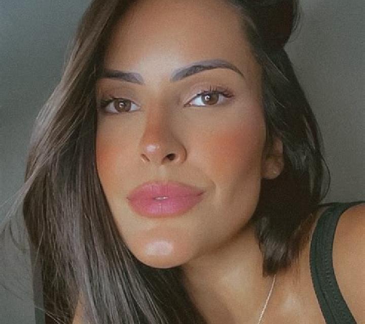 Carmen, 32, acompañante castaña de ojos verdes y etnia negra basada en Marcaja. Ofrece Dominación, Parejas, Francés natural, Masaje erótico. Disponible en do...