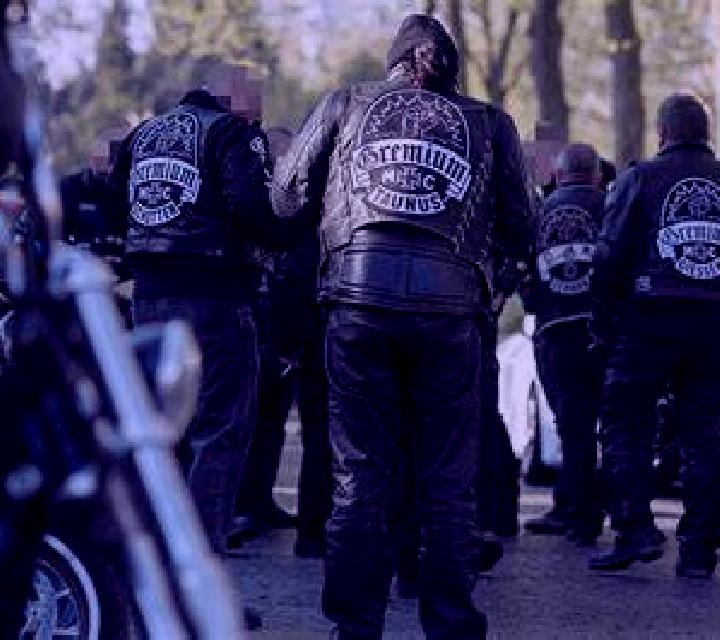 escort Bani Mazar