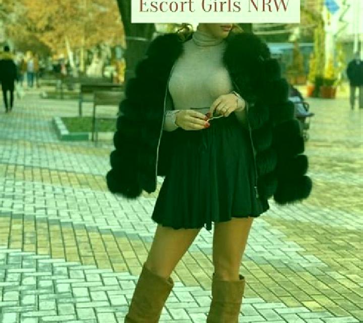 escort Chak One Hundred Four Seven Right