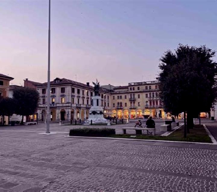 Escorts Ibarac, Montenegro — Chicas y putas locales