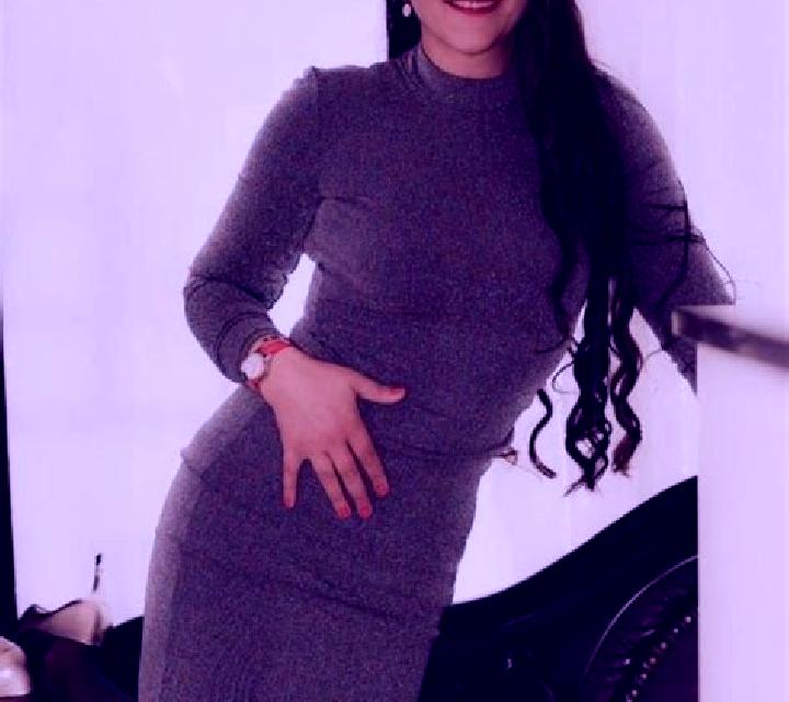 Julia, 23 — Escort en Puchenii Mici, Rumania