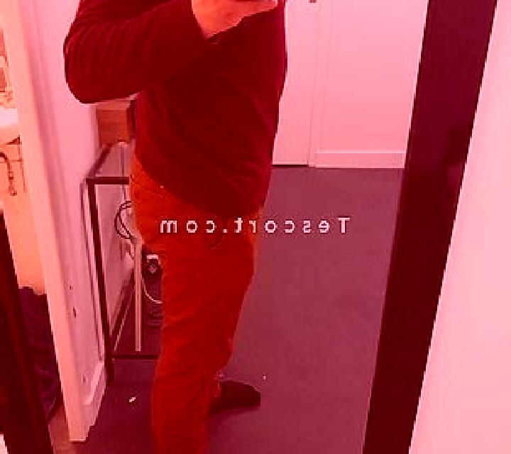 Laia, 37 — Escort en Cesano Boscone, Italia