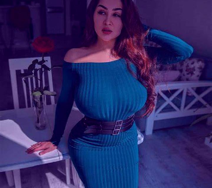 Lucía, 23, acompañante castaño claro de ojos marrones y etnia asiática basada en Carpinis. Ofrece Masaje, Chica de fiesta, Striptease, Juego de roles. Dispon...