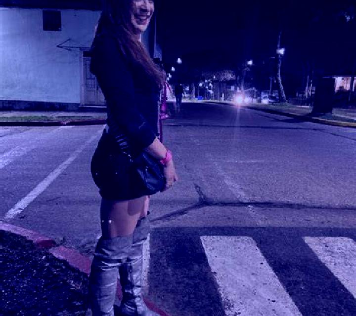 Lucía, 38 — Escort en Salqin, Siria
