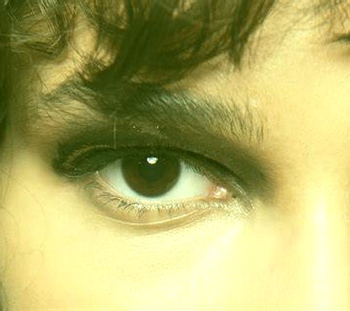 Luna, 27, acompañante morena de ojos oscuros y etnia mezcla basada en Ongandjera. Ofrece Masaje erótico, Juego de roles, Noche completa, Dominación, Fetiche....