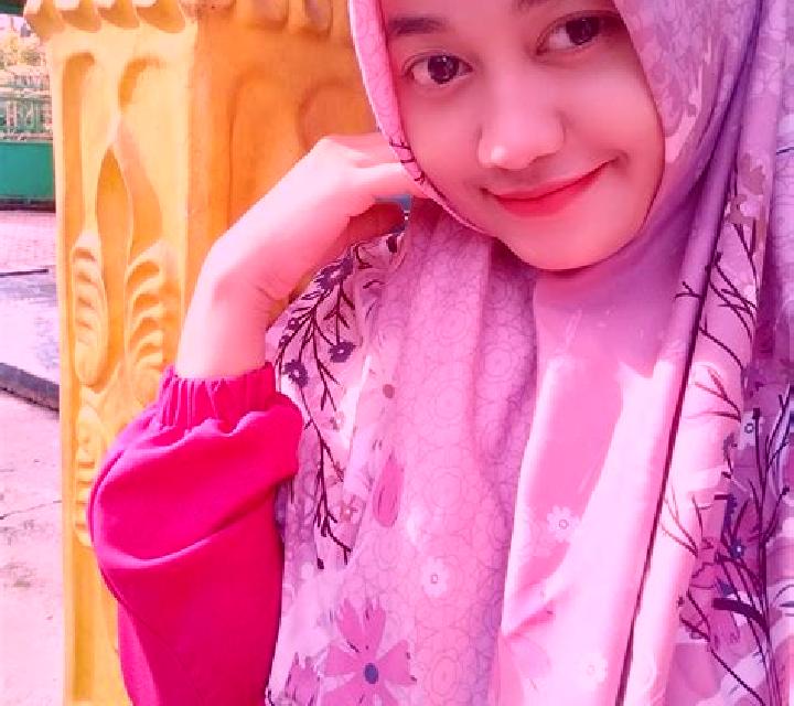 María, 32 — Escort en Tamalabang, Indonesia