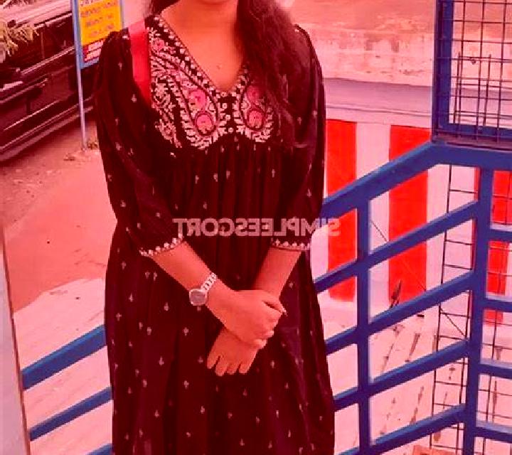 Mariana, 22 — Escort en Komodo, Indonesia