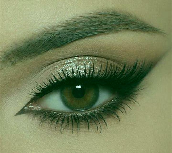 Mariana, 26, acompañante pelirroja de ojos ámbar y etnia europea basada en Vilufushi. Ofrece Masaje de próstata, Griego (anal), Juego de roles. Disponible en...