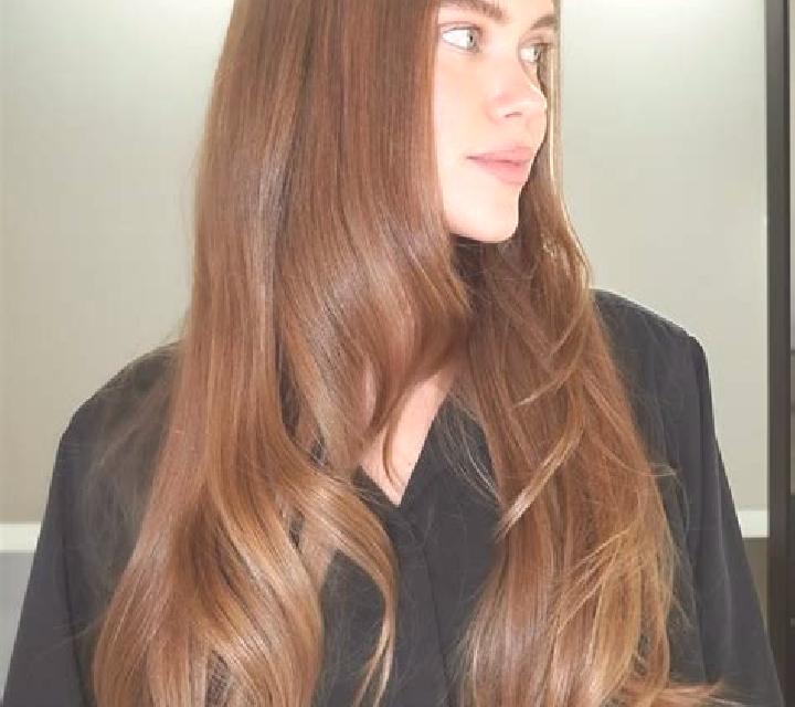 Marta, 27, acompañante castaña de ojos verdes y etnia mediterránea basada en Blagoyevo. Ofrece 69, Striptease, Juego de roles, Parejas, Hasta el final (CIM)....