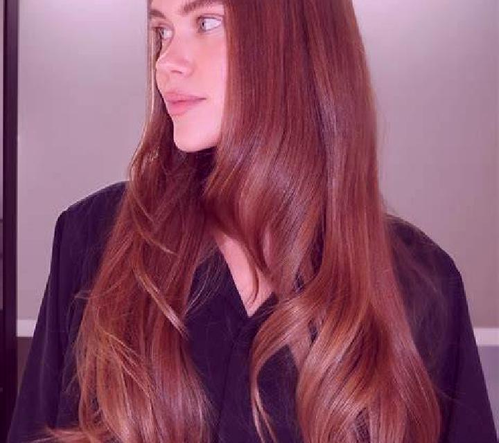 Marta, 38, acompañante morena de ojos verdes y etnia eslava basada en Mathura. Ofrece Griego (anal), Juego de roles, Chica de fiesta. Disponible en domicilio...