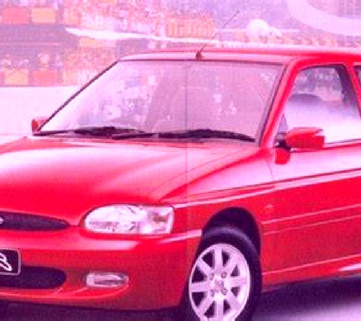 Miriam, 32, acompañante morena de ojos verdes y etnia latina basada en Kenn. Ofrece Parejas, Fetiche, Noche completa, Griego (anal). Disponible en domicilio ...