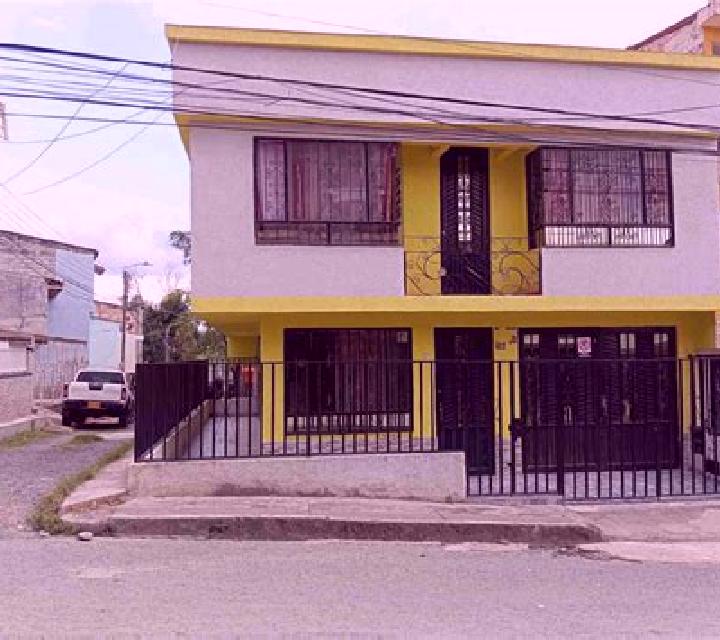 Mora, 26, acompañante rubia de ojos grises y etnia latina basada en Naujininkai. Ofrece Parejas, Tríos / dúos, Acompañante de viaje. Disponible en domicilio ...