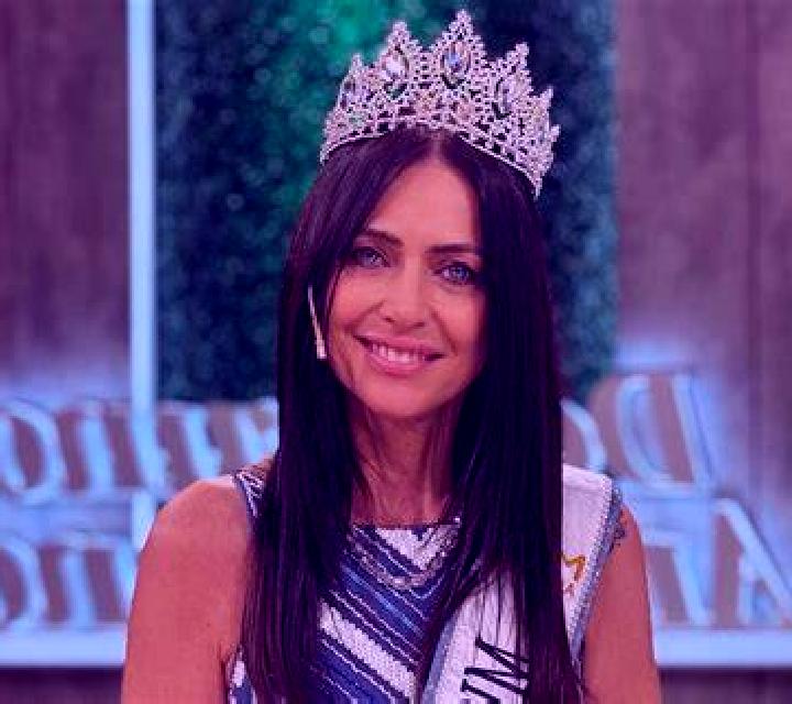 Natalia, 30, acompañante castaña de ojos verdes y etnia caribeña basada en Sala Kechik. Ofrece Fetiche, Griego (anal). Disponible en domicilio y visita, rese...