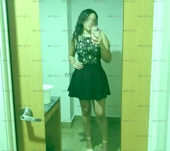 Ángela, 21 — Escort en Balatonalmadi, Hungría