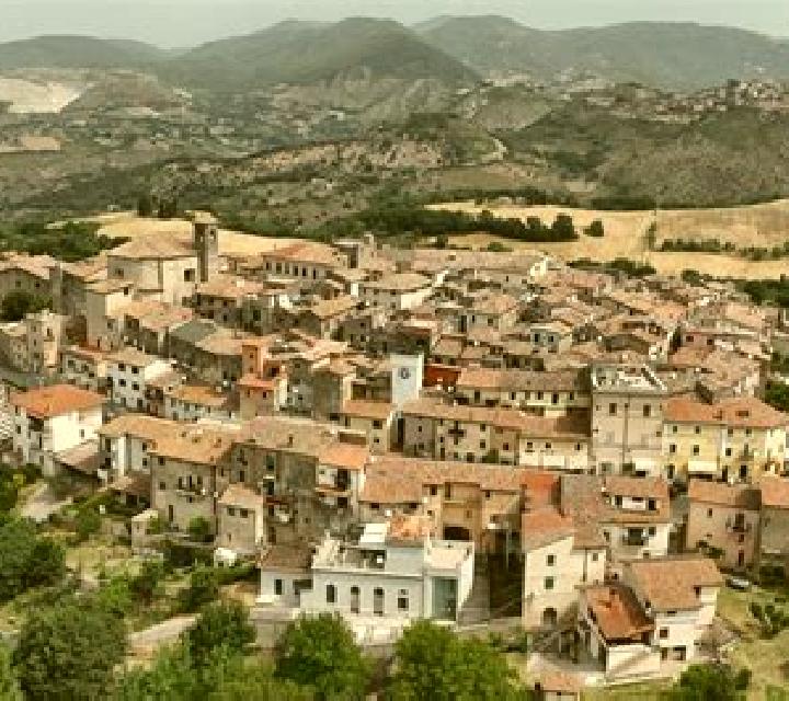 Ángela, 28, acompañante castaña de ojos marrones y etnia caucásica basada en Iyesi. Ofrece Beso francés profundo, Parejas, Hasta el final (CIM), Griego (anal...