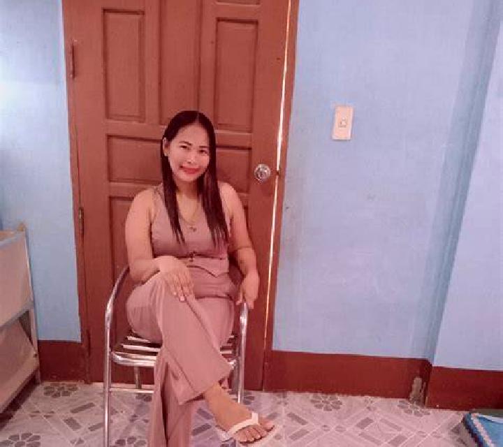 Nora, 23, acompañante rubia de ojos marrones y etnia latina basada en Airali. Ofrece Juego de roles, Masaje de próstata, BDSM, Cita de cena. Disponible en do...