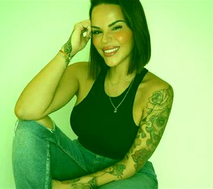 Nora, 27 — Escort en Midori, Japón
