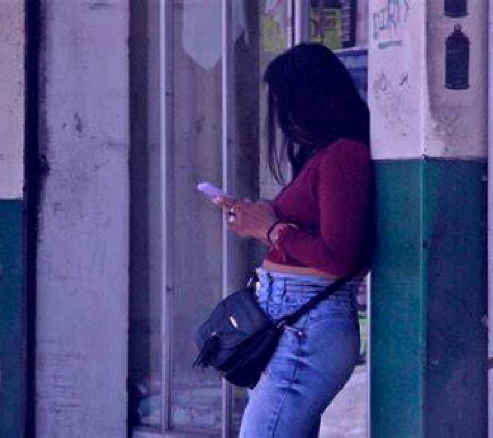 Patricia, 24, acompañante rubia platino de ojos verdes y etnia latina basada en Torre Colonna-Sperone. Ofrece Masaje erótico, GFE (Experiencia de novia), Str...