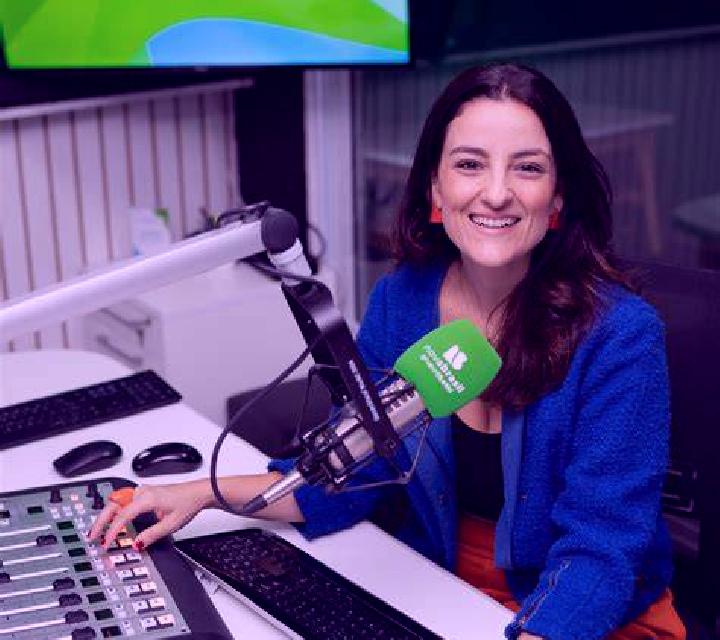 Patricia, 29, acompañante rubia de ojos verdes y etnia mezcla basada en Kenegbe. Ofrece Masaje, Noche completa, Chica de fiesta, Cita de cena. Disponible en ...