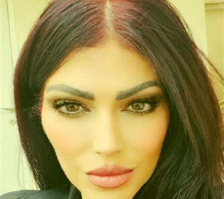 Paula, 24, acompañante castaña de ojos marrones y etnia india basada en Cernosice. Ofrece 69, GFE (Experiencia de novia), Hasta el final (CIM), Tantra. Dispo...