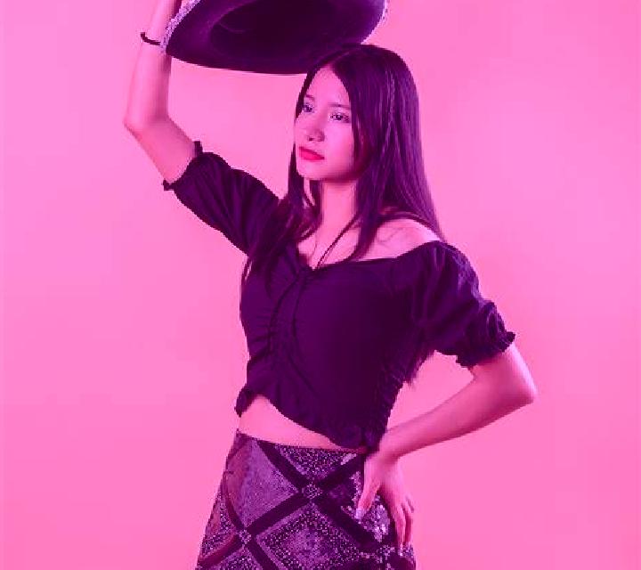 Rosa, 25 — Escort en Dengta, China