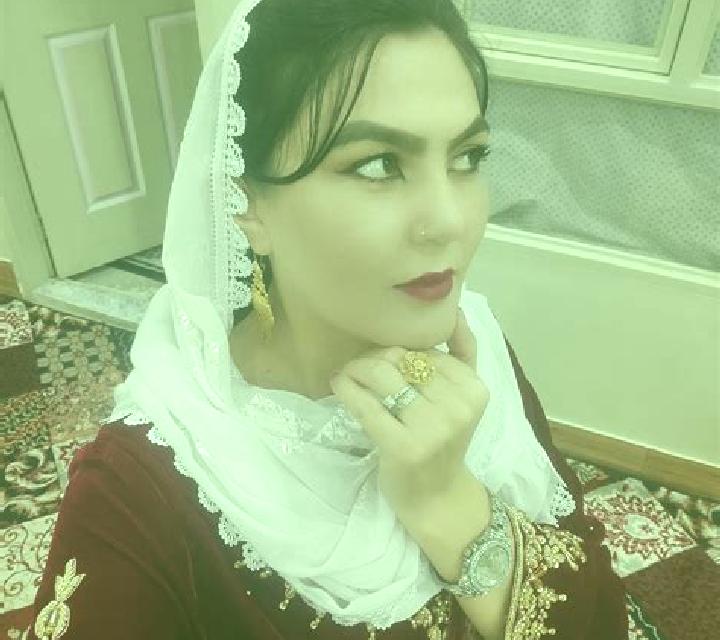 Rosa, 33 — Escort en Valashahr, Irán
