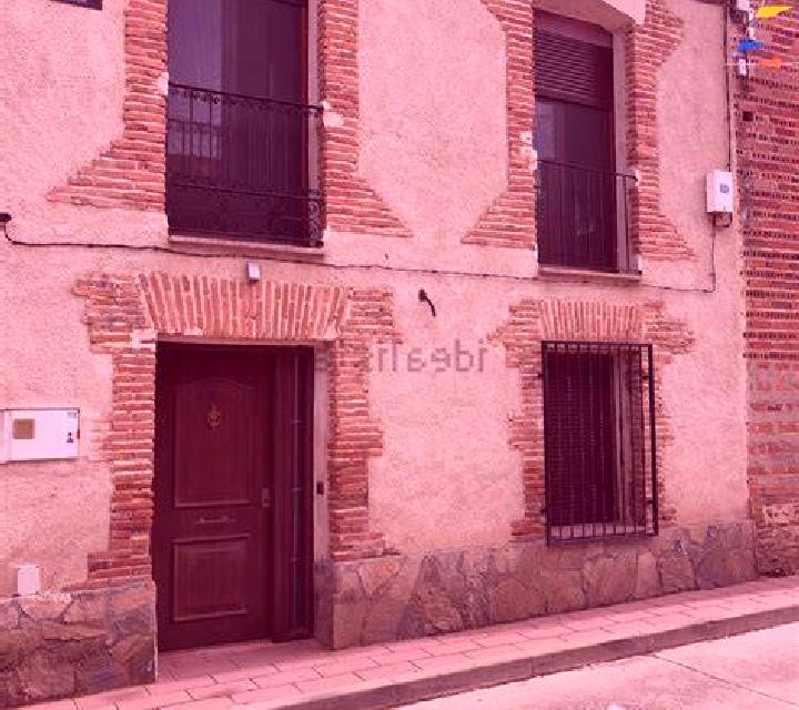 Valentina, 21, acompañante morena de ojos oscuros y etnia latina basada en Dorstadt. Ofrece Striptease, Dominación, Masaje erótico, Masaje de próstata. Dispo...