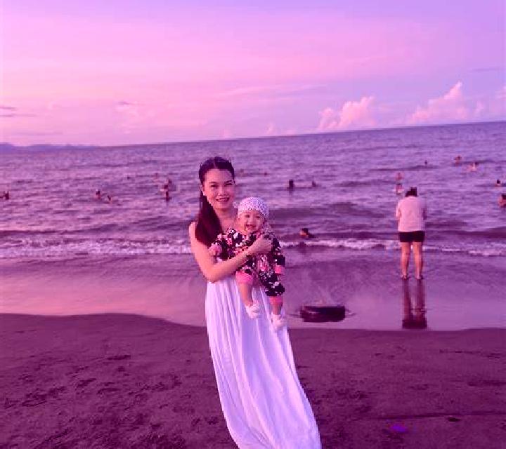 Valeria, 23 — Escort en Tayan, Indonesia