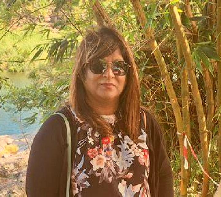 Valeria, 39, acompañante castaña de ojos avellana y etnia caribeña basada en Pavo. Ofrece Beso francés profundo, Masaje, Acompañante de viaje. Disponible en ...