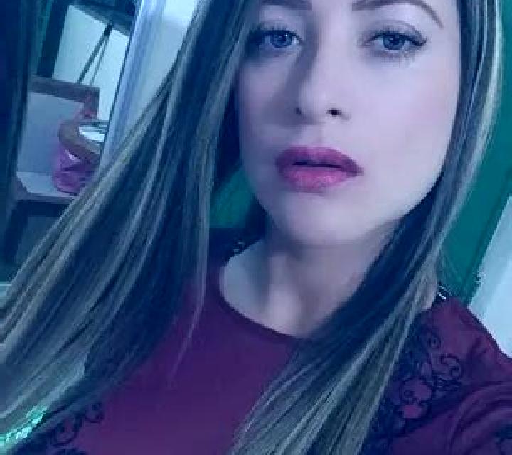 Verónica, 21, acompañante castaña de ojos verdes y etnia oriente medio basada en Seyitler. Ofrece Masaje de próstata, Cita de cena, Acompañante de viaje, Has...